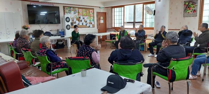 235149625_tKWnf4Oj_19cc69c855136b7c940372499d7c9dc3ee24ee70.jpg 이미지크게보기